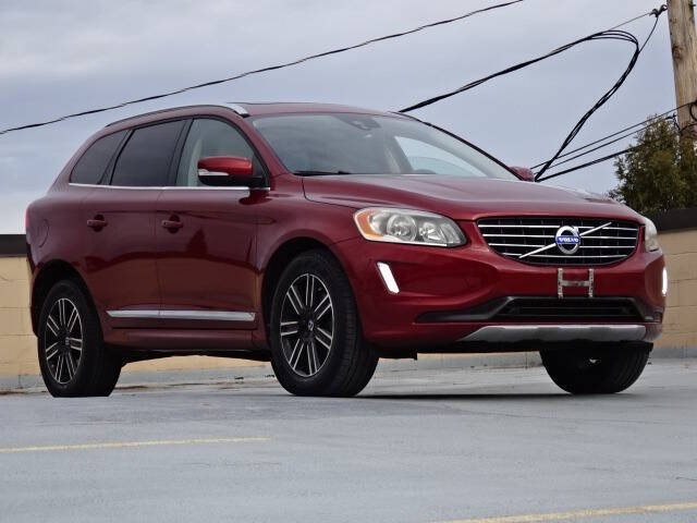 2016 Volvo XC60 T6 Drive-E R-Design Platinum