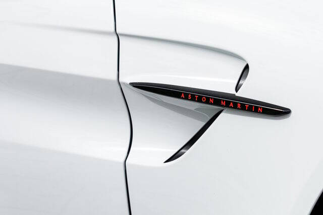2025 Aston Martin Vantage