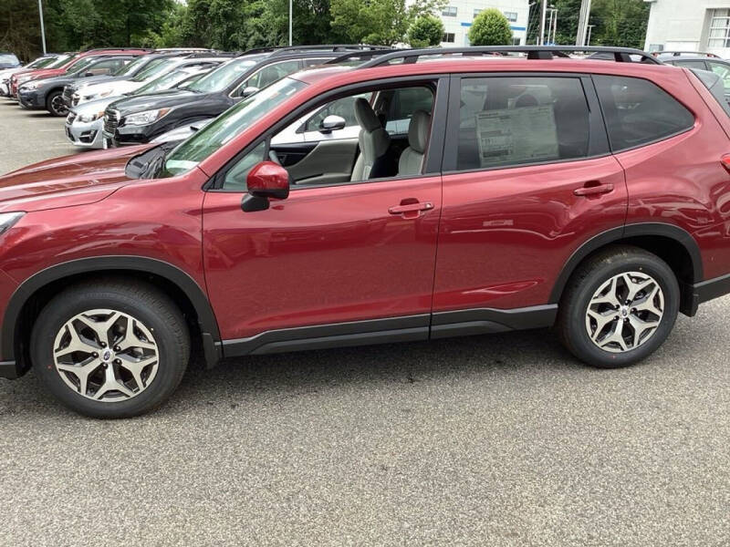 2024 Subaru Forester Premium