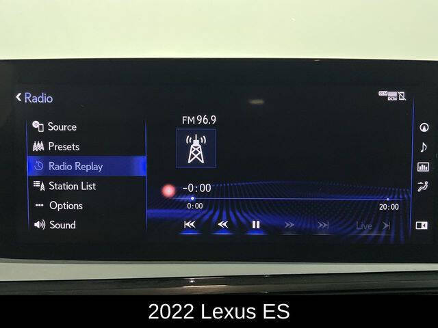 2022 Lexus ES 300h