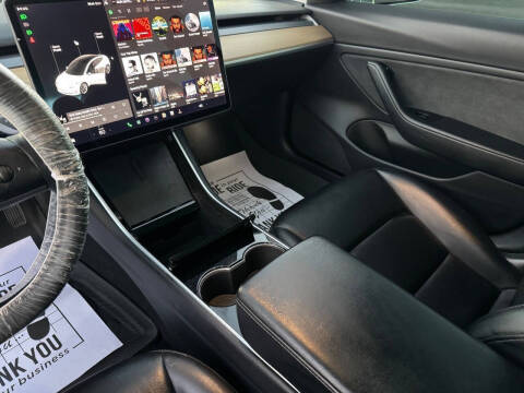 2020 Tesla Model 3 Long Range