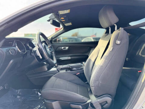 2016 Ford Mustang V6