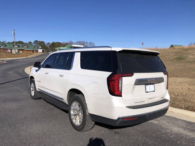 2022 GMC Yukon XL SLT