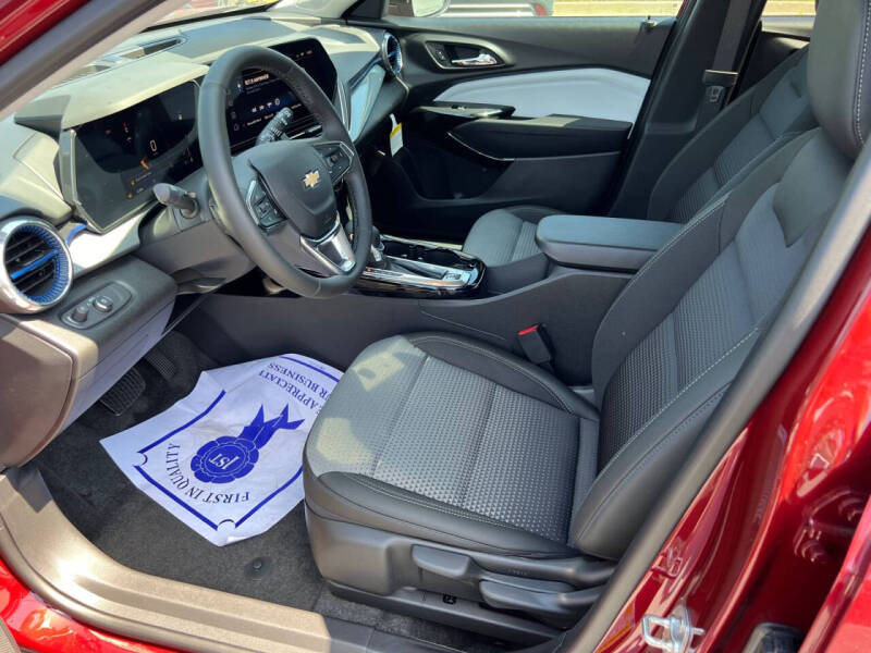 2025 Chevrolet Trax LT