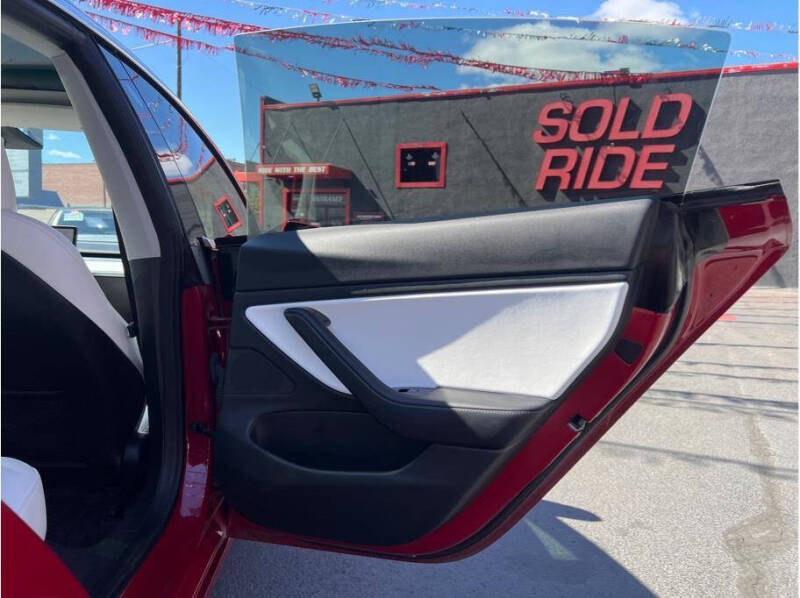 2018 Tesla Model 3 Long Range