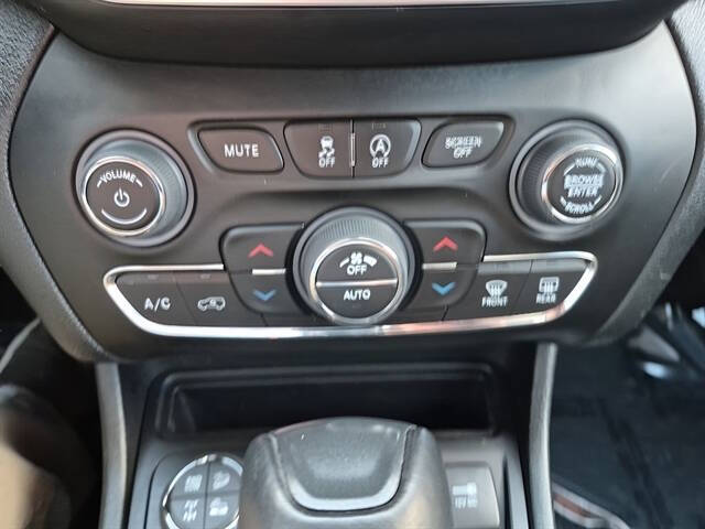 2022 Jeep Cherokee Trailhawk