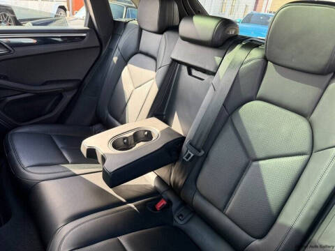 2021 Porsche Macan S