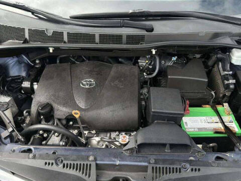 2019 Toyota Sienna LE 8-Passenger