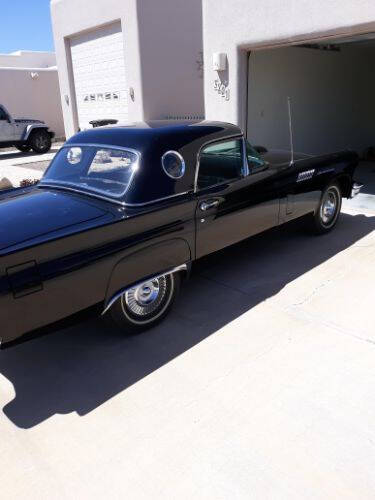 1957 Ford Thunderbird