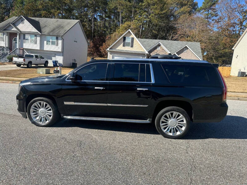 2017 Cadillac Escalade ESV Luxury