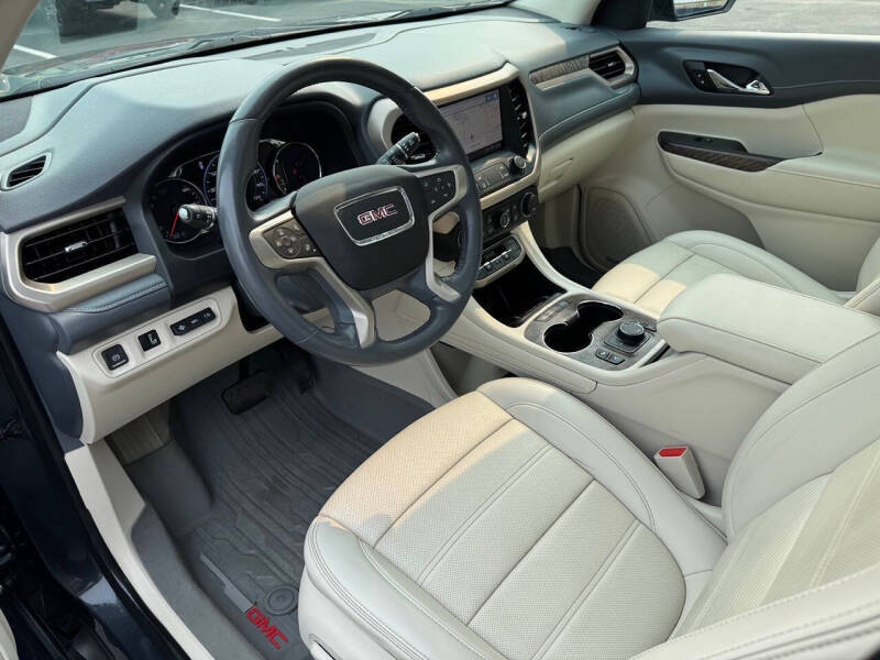 2021 GMC Acadia Denali
