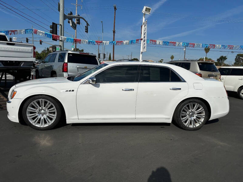 2011 Chrysler 300 C