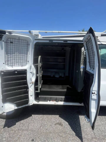 2021 Chevrolet Express 2500