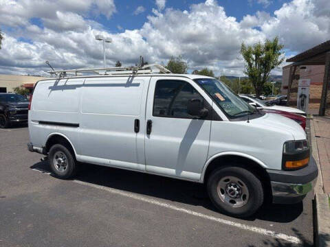 2021 GMC Savana 2500