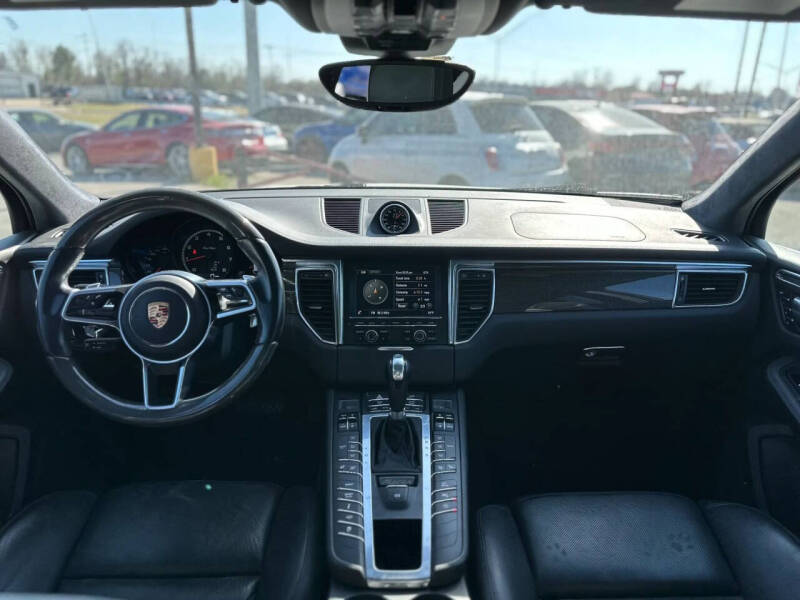 2015 Porsche Macan Turbo