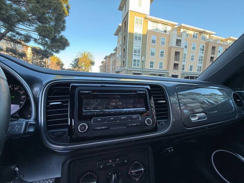 2012 Volkswagen Beetle 2.5L PZEV