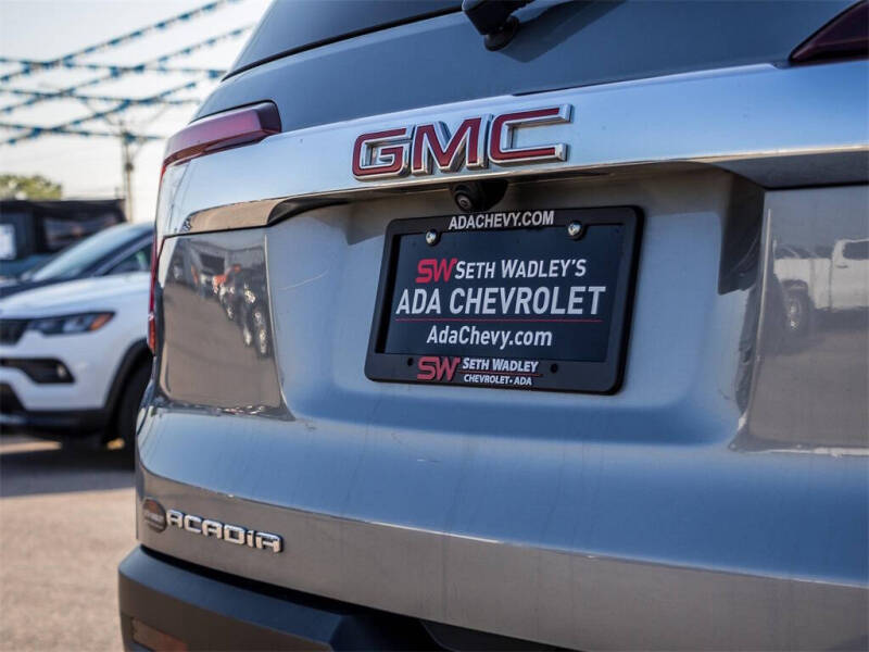 2023 GMC Acadia SLE