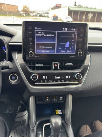 2022 Toyota Corolla Cross XLE