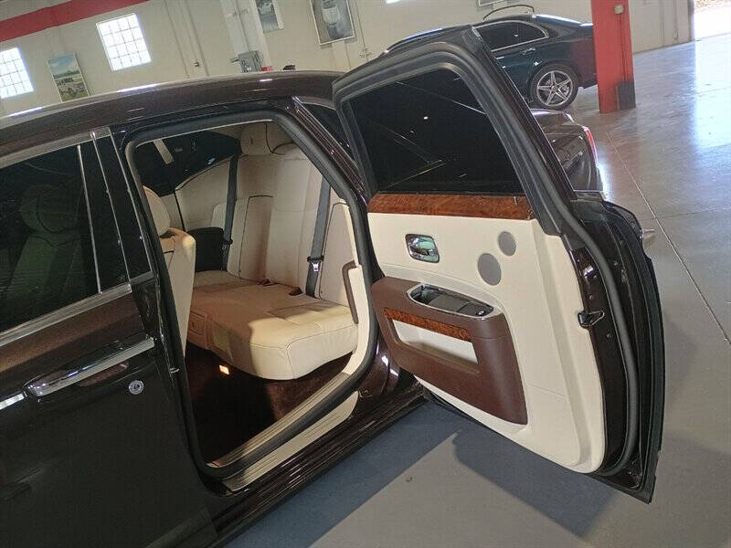 2013 Rolls-Royce Ghost 68