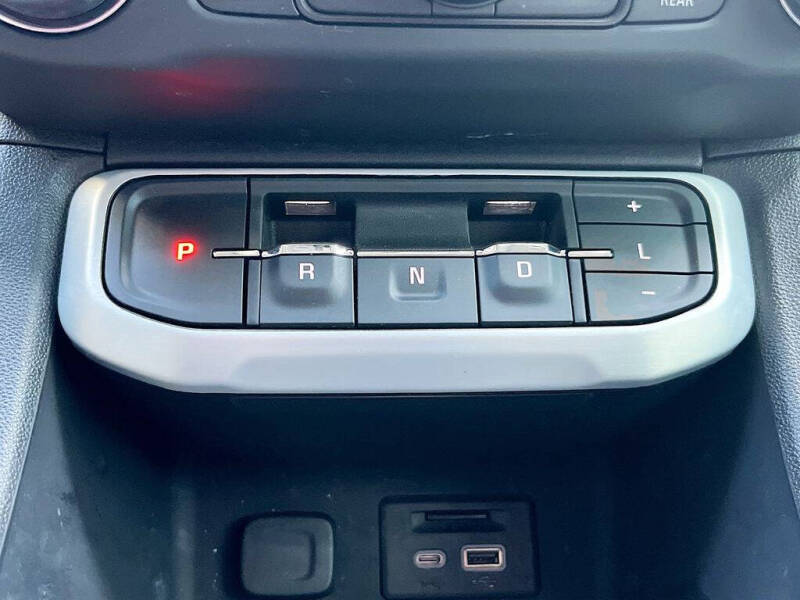 2022 GMC Acadia SLT