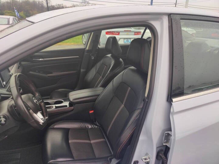 2024 Nissan Altima 2.5 SR