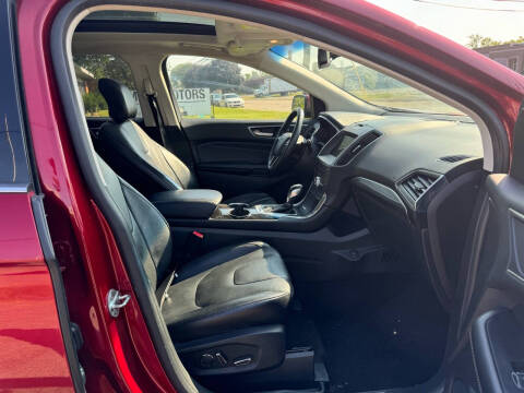 2017 Ford Edge Titanium