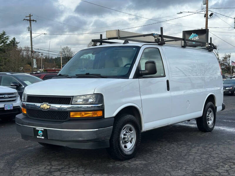 2020 Chevrolet Express Cargo Work Van's photo