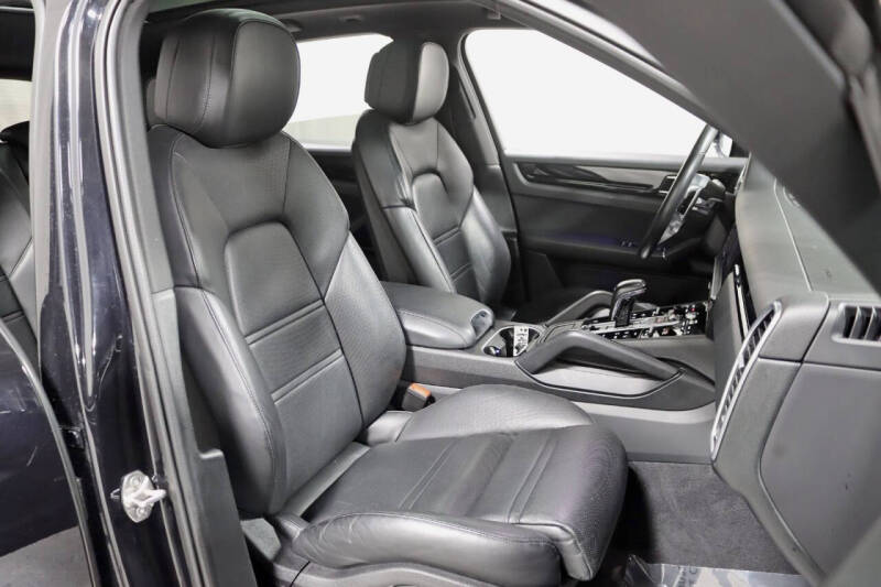2020 Porsche Cayenne
