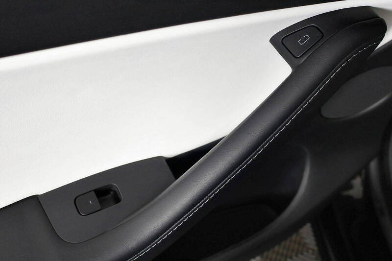 2021 Tesla Model Y Standard Range