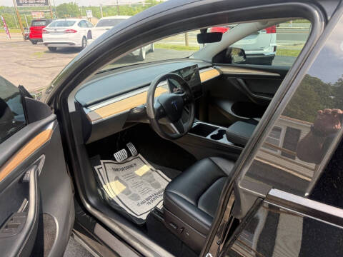 2023 Tesla Model Y Performance
