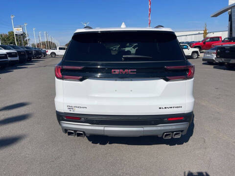 2025 GMC Acadia Elevation