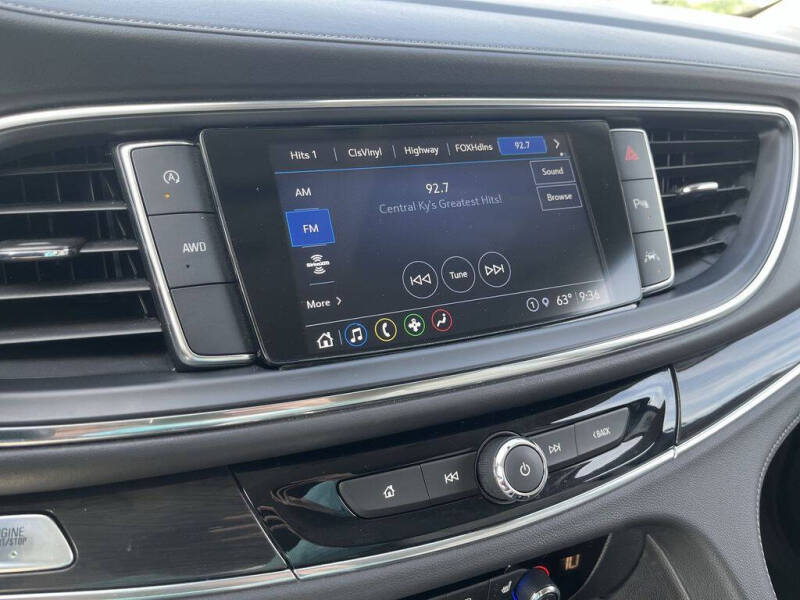 2023 Buick Enclave Essence