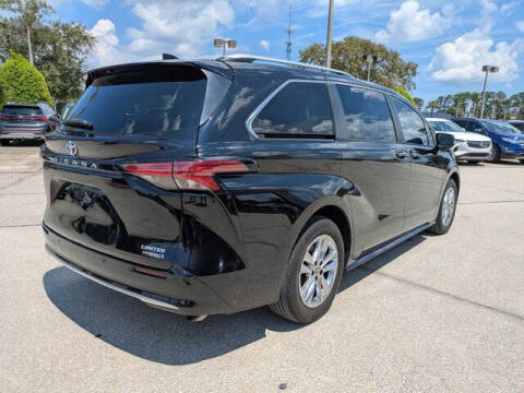 2023 Toyota Sienna Limited 7-Passenger