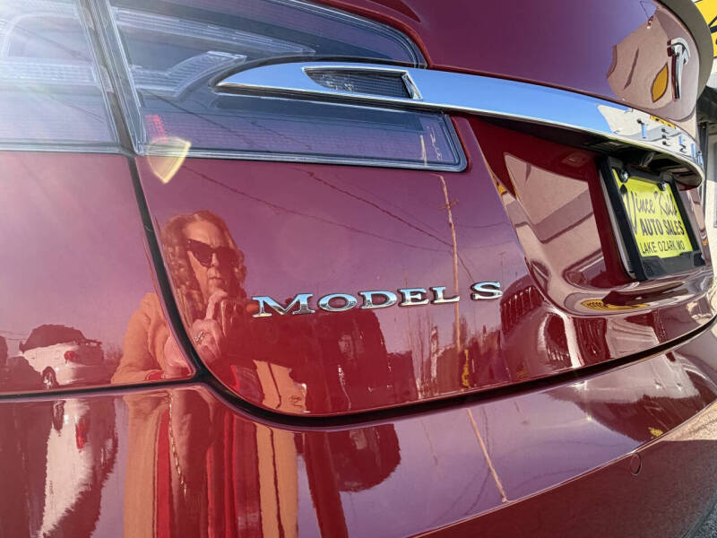 2016 Tesla Model S P90D