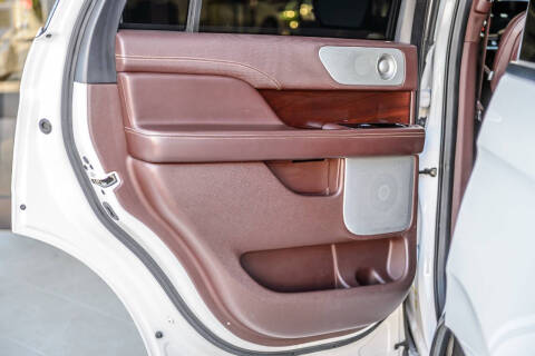 2019 Lincoln Navigator Black Label