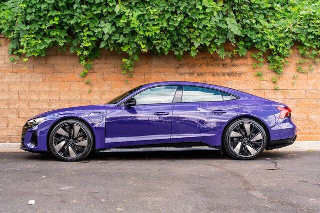 2023 Audi e-tron GT quattro Prestige