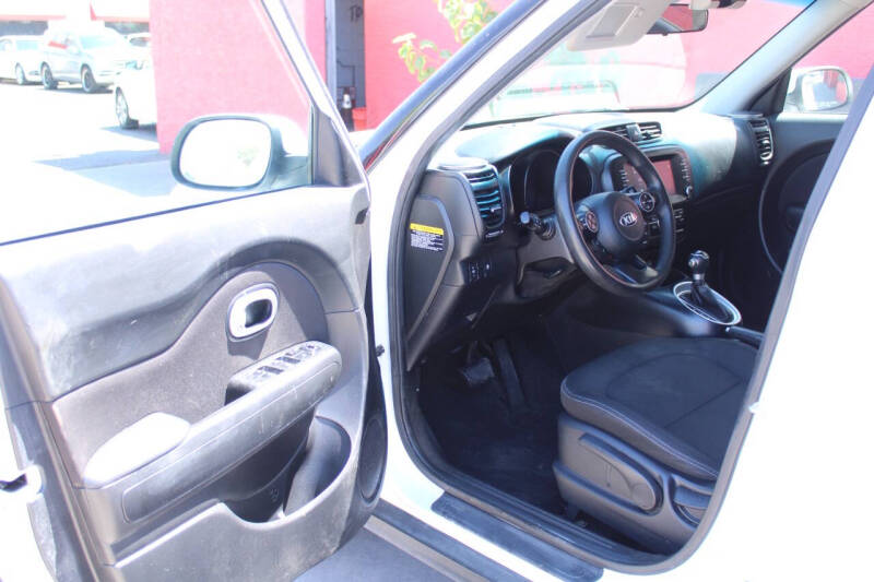 2018 Kia Soul +