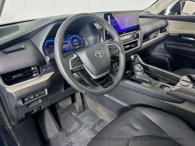 2024 Toyota Grand Highlander Hybrid XLE