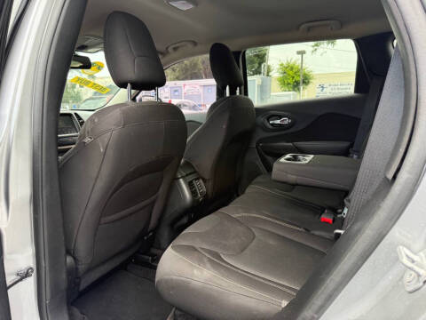 2016 Jeep Cherokee Latitude