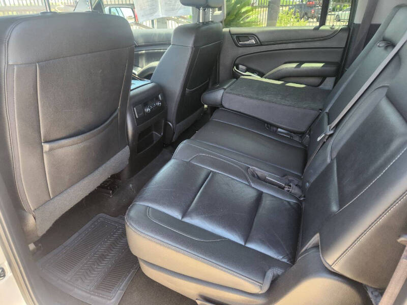 2017 Chevrolet Suburban LT