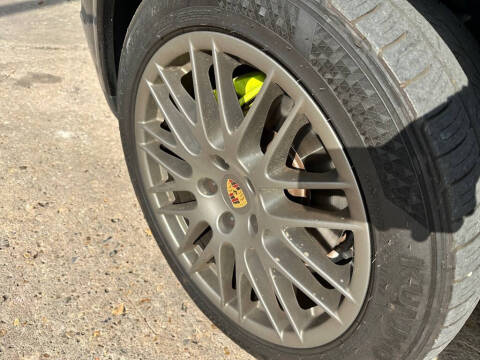 2018 Porsche Cayenne S E-Hybrid Platinum Edition