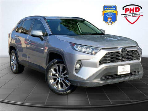 2020 Toyota RAV4 XLE Premium