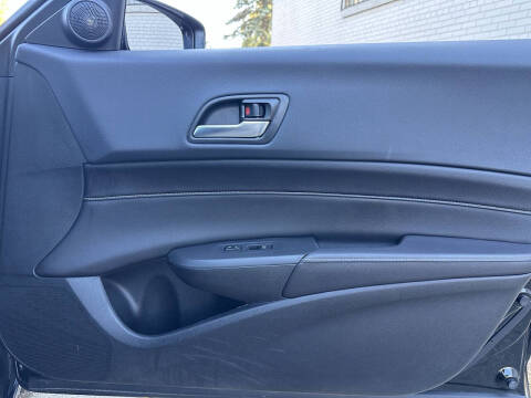 2019 Acura ILX w/Premium