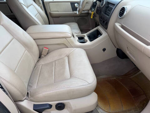 2003 Ford Expedition XLT