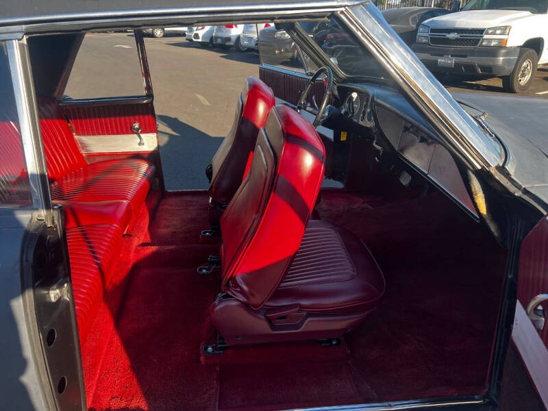 1962 Studebaker GT Hawk