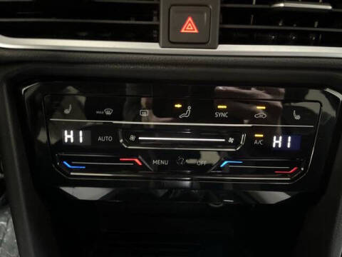 2026 Volkswagen Taos SE 4Motion