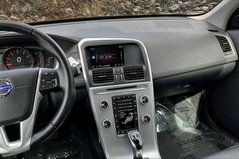 2017 Volvo XC60 T6 Dynamic