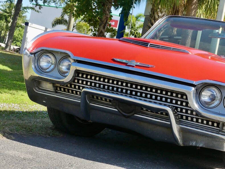 1962 Ford Thunderbird