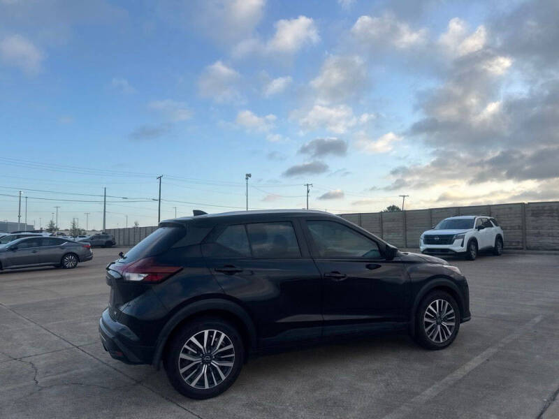 2023 Nissan Kicks SV