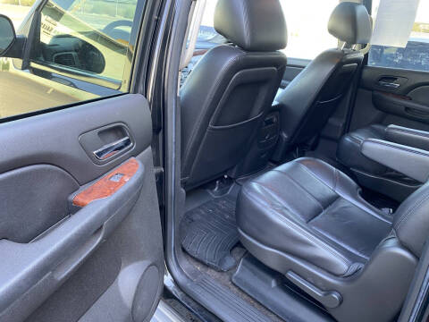 2014 Chevrolet Suburban LT